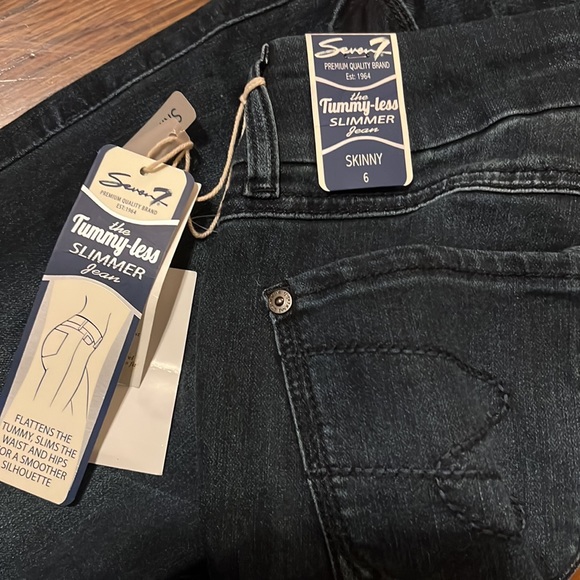 Seven7 Skinny Jeans - Picture 3 of 4